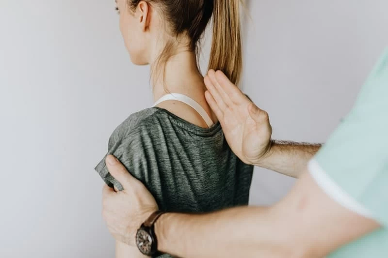 posture alignment with chiropractor